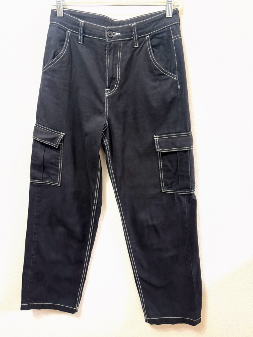 H&M Black Cargo Pants High Waist Contrast Stitch Straight Leg Size 2